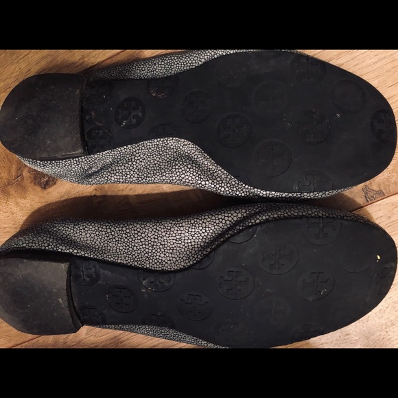 Tory Burch Flats - Great Condition! - Picture 2 of 2